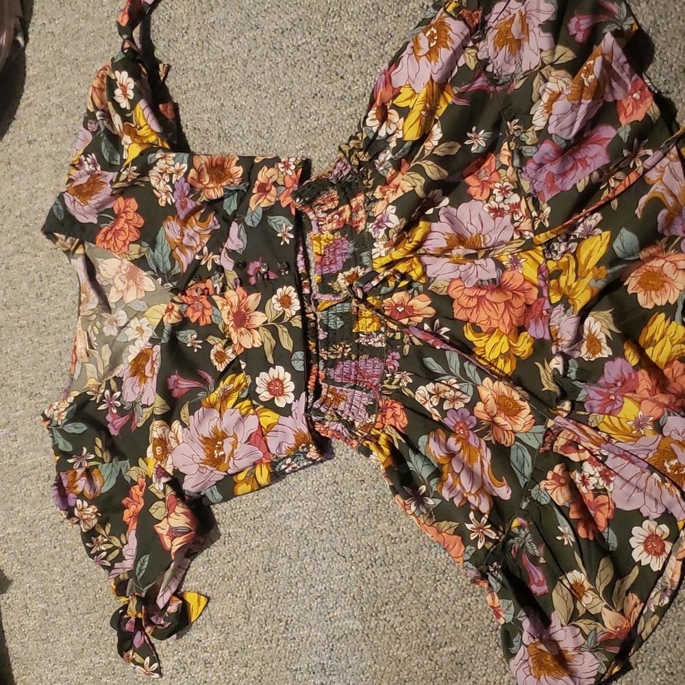 B.O.G Collective size medium floral skirt and blouse set
